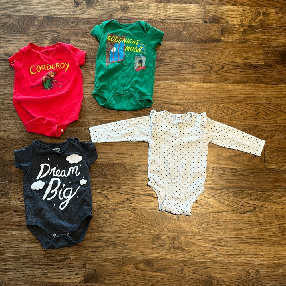 4 toddler bodysuits